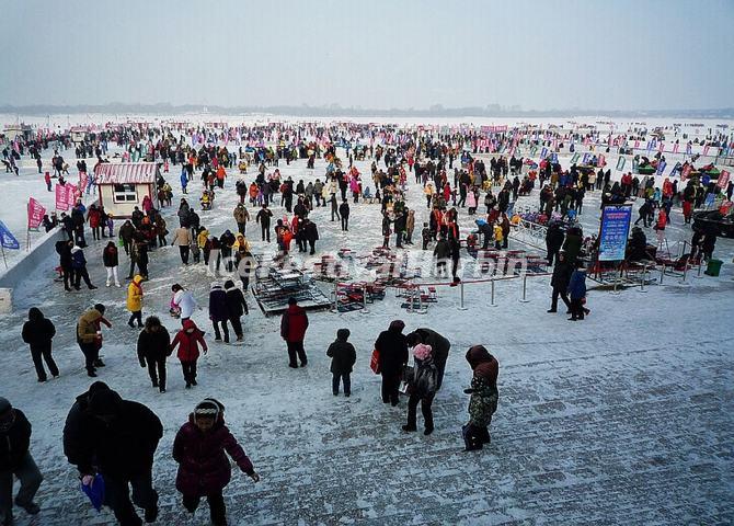 Harbin Songhua River Ice and Snow Happy Valley 2014