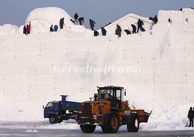 2013 Harbin Snow Sculpture Art Expo Images