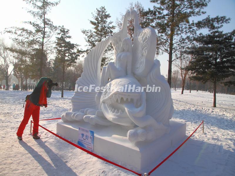 2014 Harbin Sun Island Snow Sculpture Art Expo