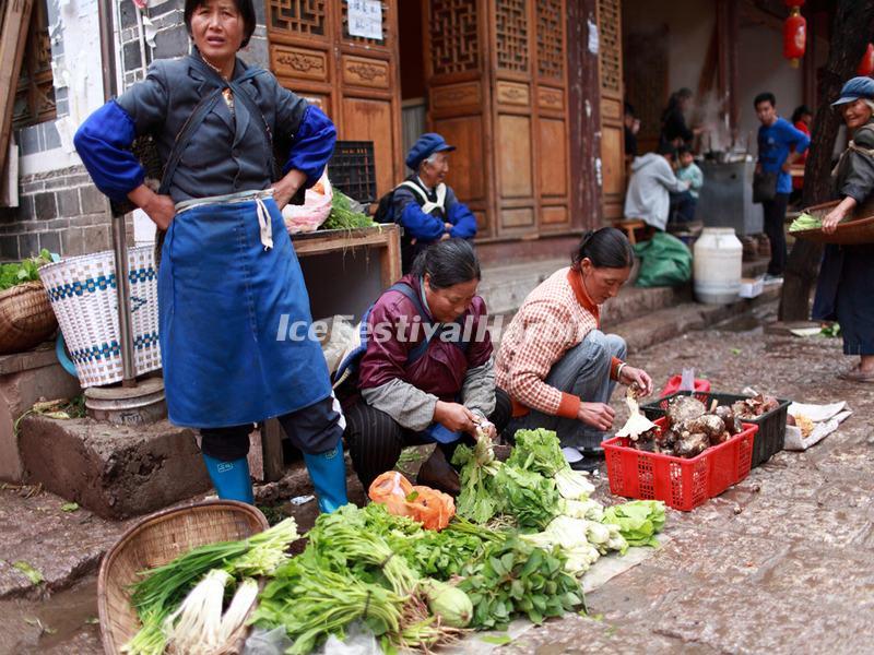 A Vagetable Market in Lijiang Baisha Ancient Town