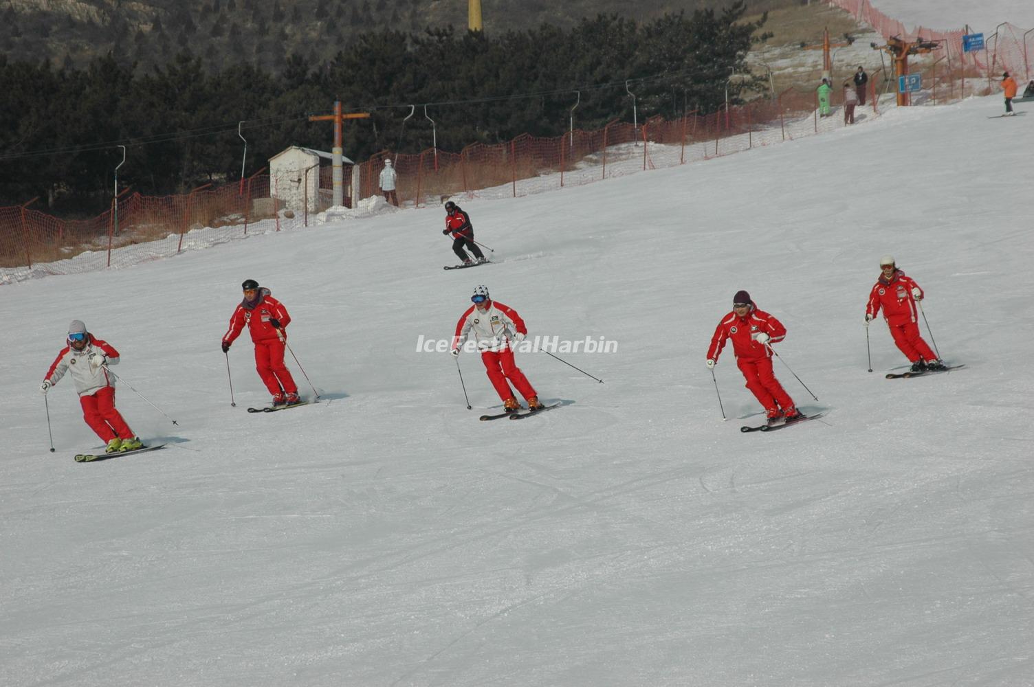 Beijing Shijinglong Ski Resort