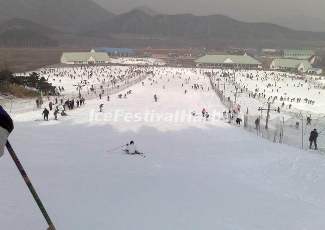 Beijng Snow World Ski Resort