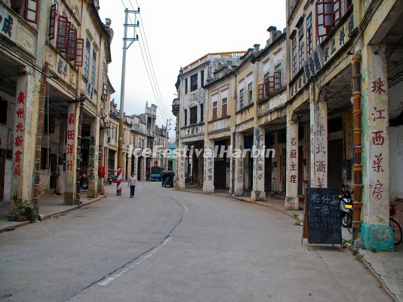 Diaolous in Chikan Town China