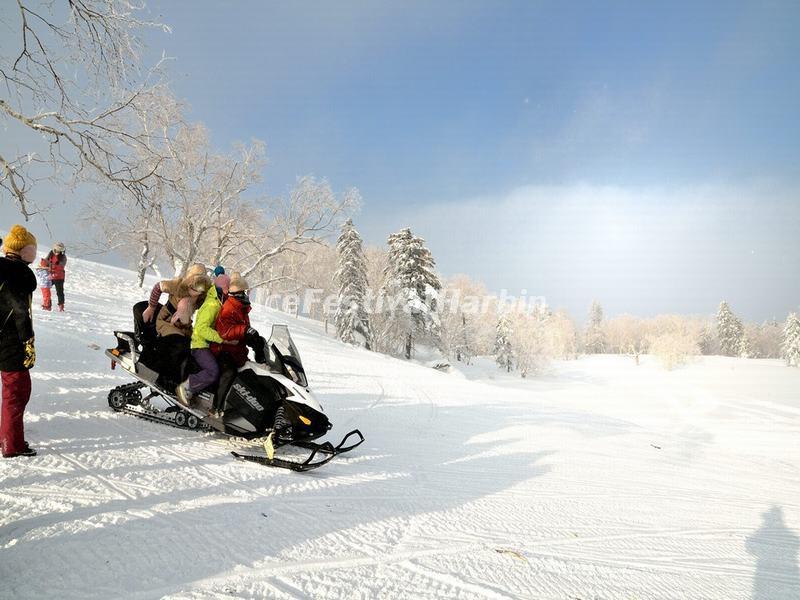 Enjoy Snowmobiling in China's Snow Town