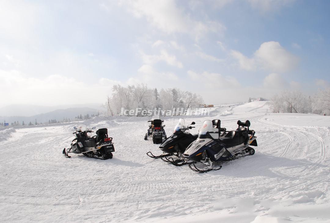 China's Snow Town - Snowmobiles in Yangcaoshan