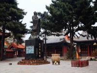 The Statue of Confucius in Harbin Confucius Temple