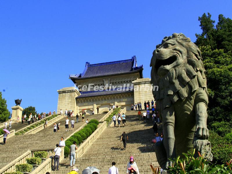 Dr.Sun Yat-sen's Mausoleum