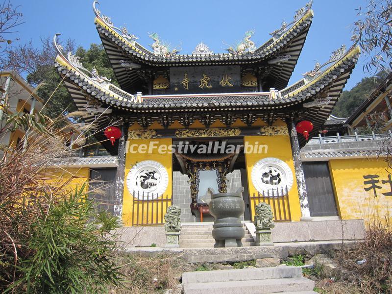 Fuhu Temple on Mount Emei, China