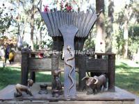 The Sculptures in Golden Temple 