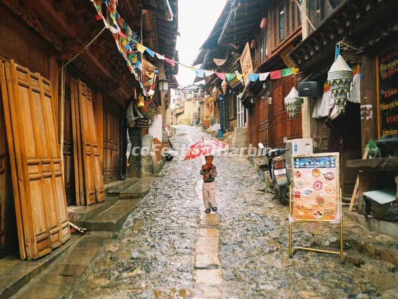 Dukezong Ancient Town, Shangri-la County 