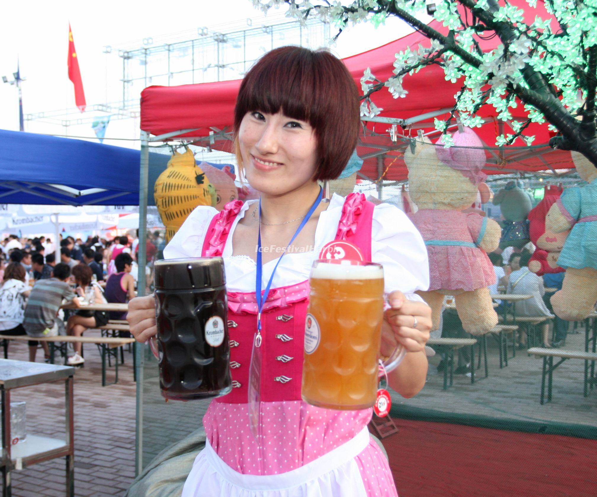 Enjoy Free Beer on Harbin Beer Festival