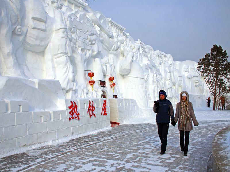 Harbin Sun Island Internatinal Snow Sculpture Art Expo 2016