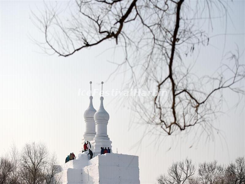 Harbin Sun Island International Snow Sculpture Art Expo 2017