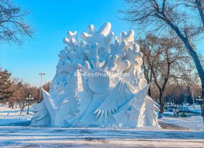 Snow Sculpture Art Expo 2024 - dancing swans 