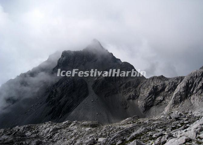 Jade Dragon Snow Mountain