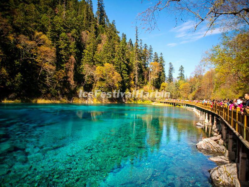 Jiuzhaigou Valley