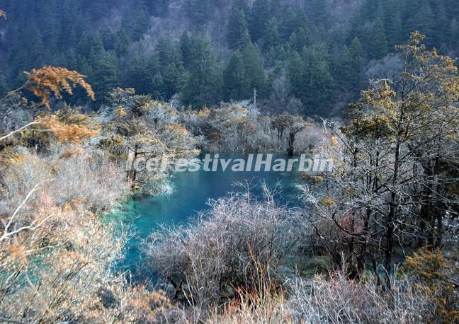 Jiuzhaigou Valley