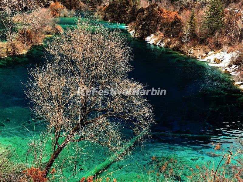 Jiuzhaigou Valley