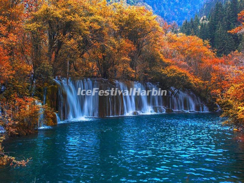 Jiuzhaigou Valley