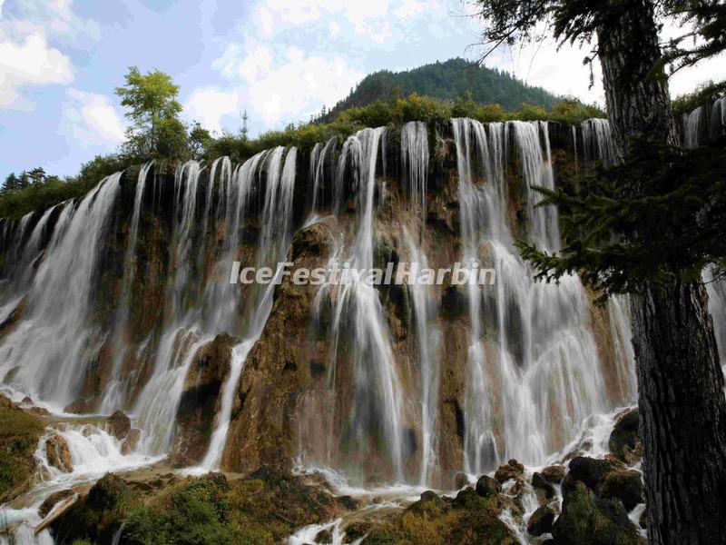Jiuzhaigou Valley Scenic and Historic Interest Area