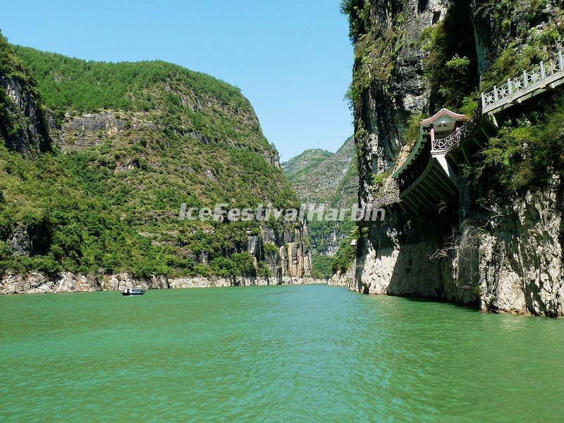 Yangtze River Lesser Plank Road 