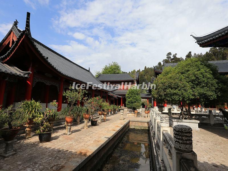 The Courtyard in Mu's Residence