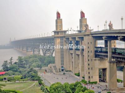 Nanjing Yangtze River Bridge