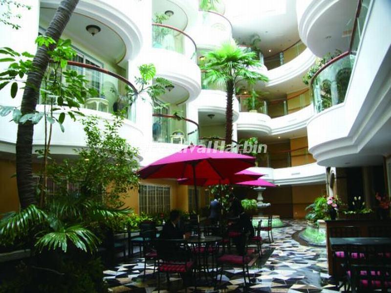 New Gloria Garden Plaza Hotel Harbin Courtyard