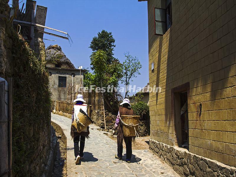 Qingkou Folk Village is a Hani Ethnic Village