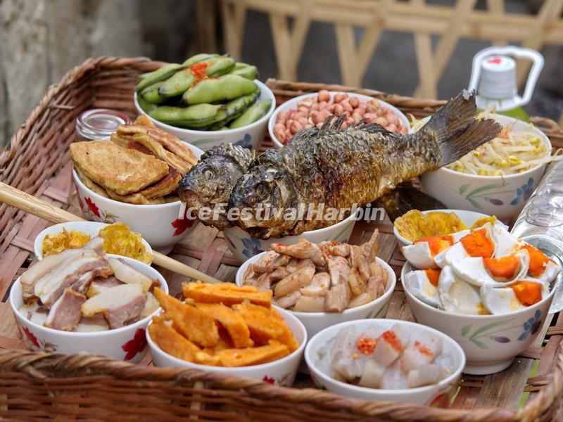 Qingkou Folk Village Long Street Banquet Dishes 