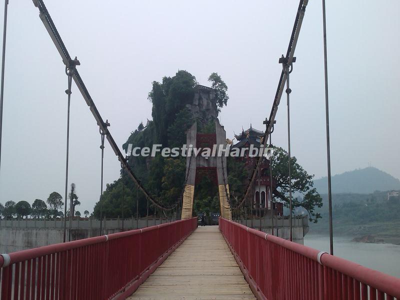 The Bridge Linking to Shibaozhai Temple