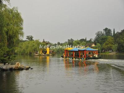 Slim West Lake Yangzhou