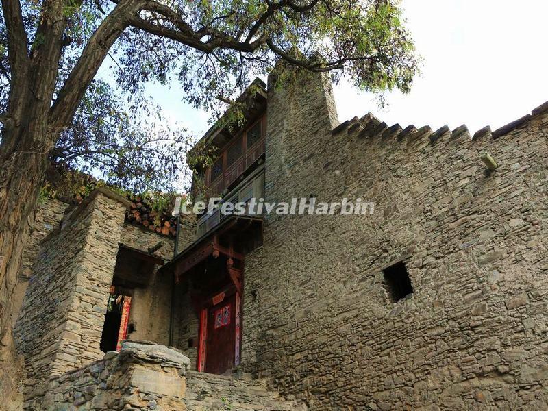 The Old Taoping Qiang Village