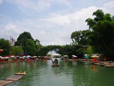 Yulong River Yangshuo Guilin