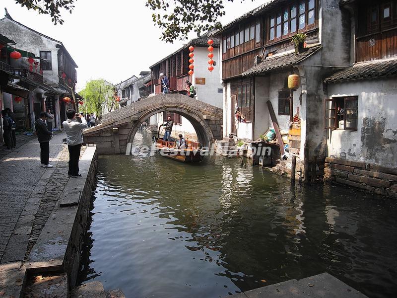 A Small Bridge in Zhouzhuang 