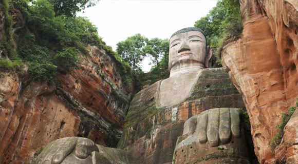 5-day Chengdu Emeishan Leshan Tour