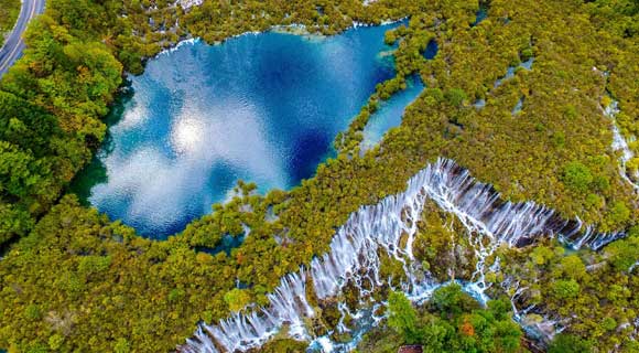 3-day Mounigou Jiuzhaigou Huanglong Tour